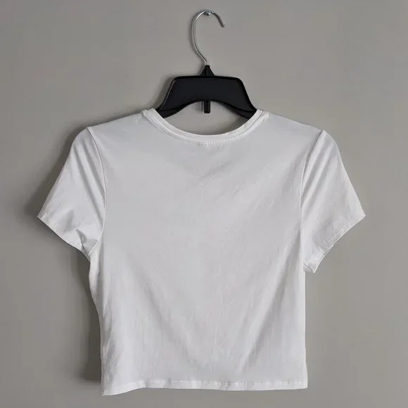 White Gajigaji Short Sleeve Knot Front Crop Top in a Misses size Medium - Picture 8 of 13